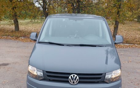 Volkswagen Caravelle T5, 2014 год, 2 800 000 рублей, 18 фотография