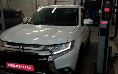 Mitsubishi Outlander III рестайлинг 3, 2021 год, 2 884 000 рублей, 1 фотография