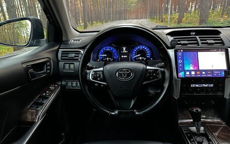 Toyota Camry, 2015 год, 2 700 000 рублей, 13 фотография