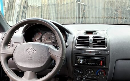 Hyundai Accent II, 2008 год, 850 000 рублей, 5 фотография