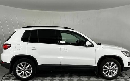 Volkswagen Tiguan II, 2016 год, 1 740 000 рублей, 4 фотография