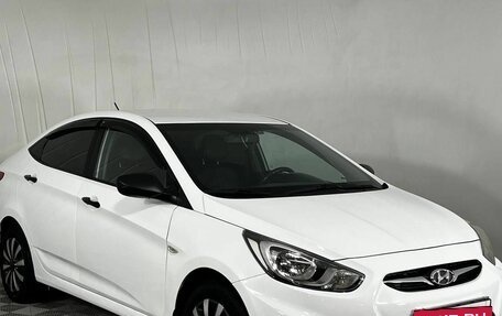 Hyundai Solaris II рестайлинг, 2013 год, 875 000 рублей, 3 фотография