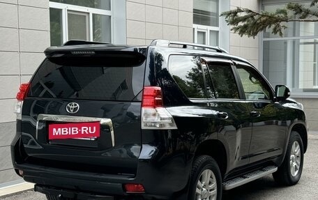 Toyota Land Cruiser Prado 150 рестайлинг 2, 2011 год, 2 700 000 рублей, 9 фотография