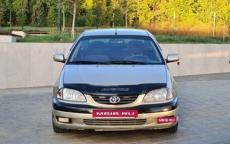 Toyota Avensis III рестайлинг, 2001 год, 480 000 рублей, 3 фотография