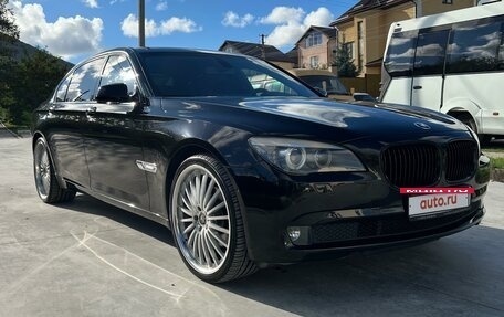 BMW 7 серия, 2012 год, 2 800 000 рублей, 2 фотография