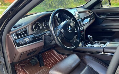 BMW 7 серия, 2012 год, 2 800 000 рублей, 5 фотография