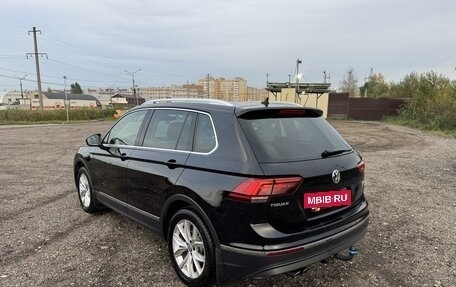 Volkswagen Tiguan II, 2017 год, 2 850 000 рублей, 4 фотография