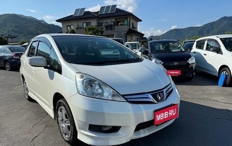 Honda Fit Shuttle I рестайлинг, 2013 год, 800 900 рублей, 2 фотография