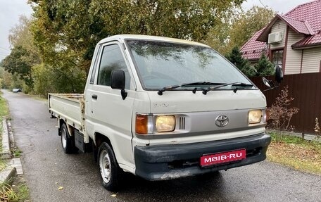 Toyota Town Ace III, 1997 год, 650 000 рублей, 1 фотография