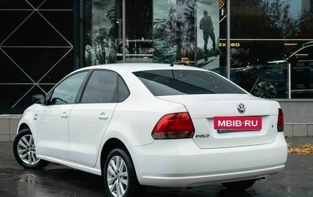 Volkswagen Polo VI (EU Market), 2013 год, 1 050 000 рублей, 3 фотография