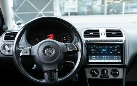 Volkswagen Polo VI (EU Market), 2013 год, 1 050 000 рублей, 13 фотография