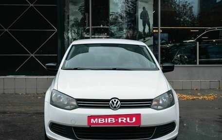 Volkswagen Polo VI (EU Market), 2013 год, 1 050 000 рублей, 8 фотография