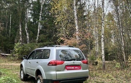 Mitsubishi Pajero Sport II рестайлинг, 2014 год, 1 710 000 рублей, 4 фотография