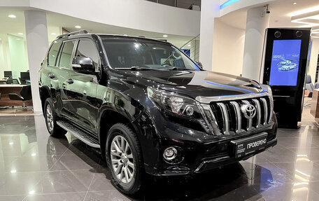 Toyota Land Cruiser Prado 150 рестайлинг 2, 2017 год, 4 861 000 рублей, 3 фотография