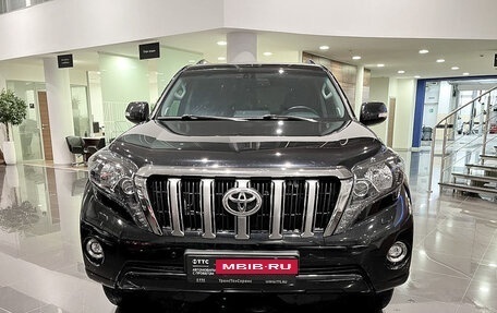 Toyota Land Cruiser Prado 150 рестайлинг 2, 2017 год, 4 861 000 рублей, 2 фотография