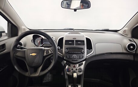 Chevrolet Aveo III, 2014 год, 950 000 рублей, 13 фотография