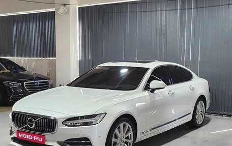 Volvo S90 II рестайлинг, 2020 год, 3 670 000 рублей, 1 фотография