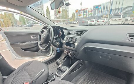 KIA Rio III рестайлинг, 2013 год, 830 000 рублей, 7 фотография