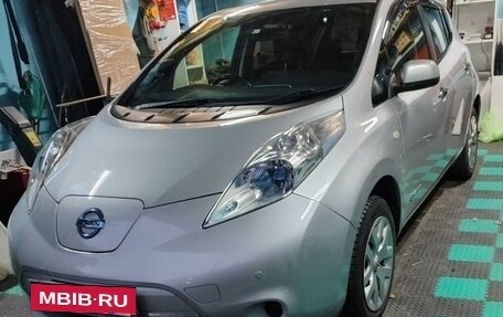 Nissan Leaf I, 2013 год, 790 000 рублей, 2 фотография