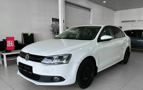 Volkswagen Jetta VI, 2012 год, 949 900 рублей, 3 фотография