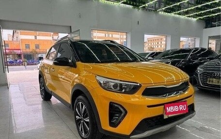 KIA Stonic, 2020 год, 1 490 000 рублей, 2 фотография