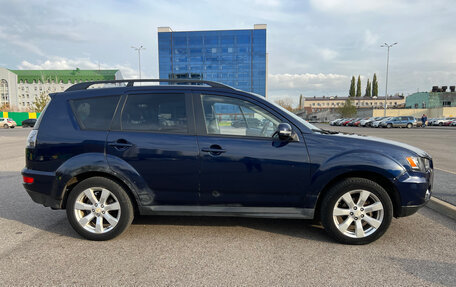 Mitsubishi Outlander III рестайлинг 3, 2010 год, 1 000 000 рублей, 6 фотография