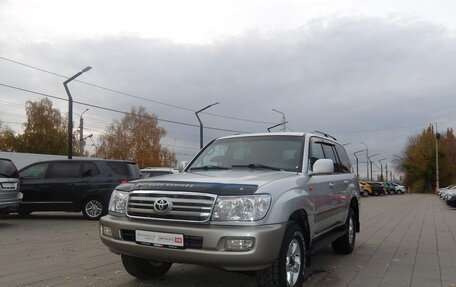 Toyota Land Cruiser 100 рестайлинг 2, 2007 год, 2 059 000 рублей, 3 фотография