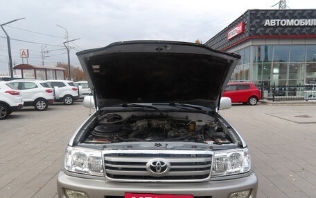 Toyota Land Cruiser 100 рестайлинг 2, 2007 год, 2 059 000 рублей, 21 фотография