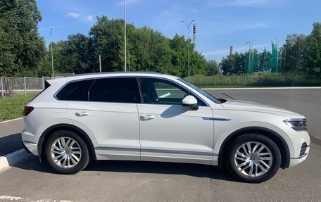 Volkswagen Touareg III, 2019 год, 6 700 000 рублей, 7 фотография