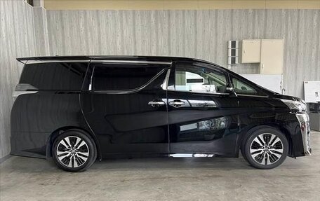 Toyota Vellfire II, 2021 год, 3 490 000 рублей, 3 фотография