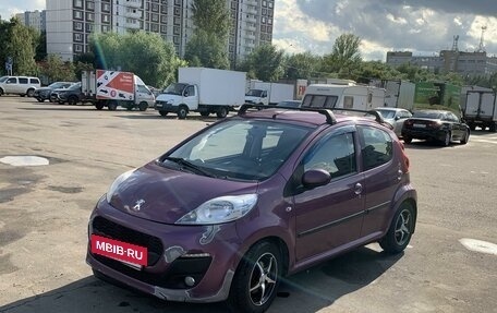 Peugeot 107 I рестайлинг, 2012 год, 500 000 рублей, 2 фотография