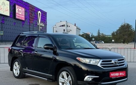 Toyota Highlander III, 2011 год, 2 497 000 рублей, 8 фотография