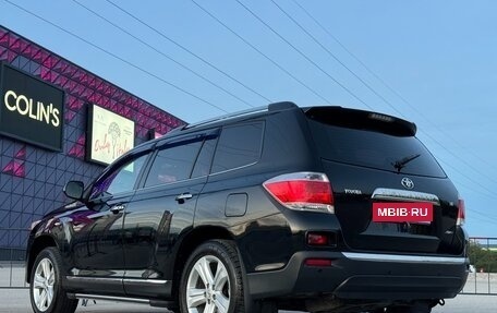 Toyota Highlander III, 2011 год, 2 497 000 рублей, 17 фотография