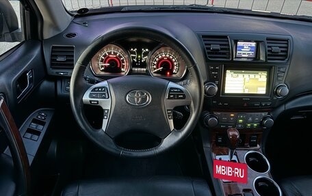 Toyota Highlander III, 2011 год, 2 497 000 рублей, 35 фотография