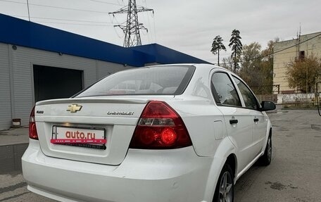 Chevrolet Aveo III, 2010 год, 330 000 рублей, 3 фотография