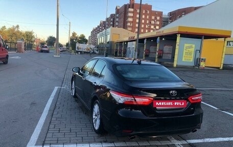 Toyota Camry, 2019 год, 2 500 000 рублей, 10 фотография