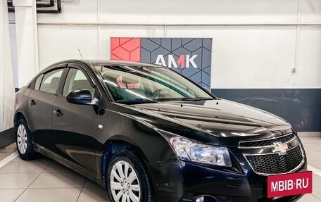 Chevrolet Cruze II, 2011 год, 866 500 рублей, 2 фотография