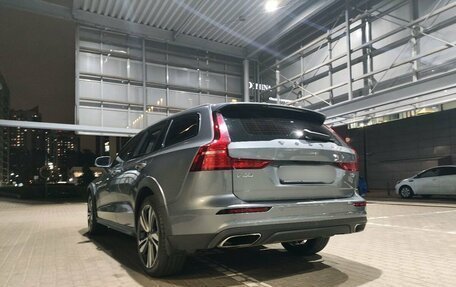 Volvo V60 II, 2020 год, 3 999 000 рублей, 7 фотография