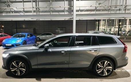 Volvo V60 II, 2020 год, 3 999 000 рублей, 4 фотография