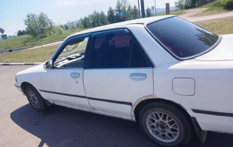 Toyota Carina, 1990 год, 180 000 рублей, 5 фотография