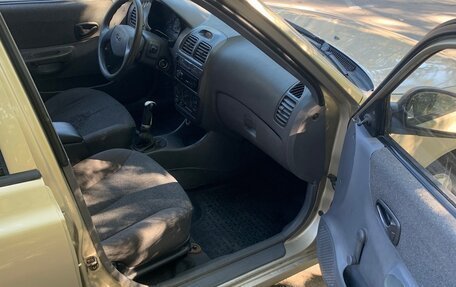 Hyundai Accent II, 2005 год, 329 000 рублей, 11 фотография