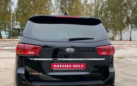 KIA Carnival III, 2018 год, 3 500 000 рублей, 4 фотография