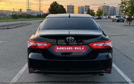 Toyota Camry, 2021 год, 3 150 000 рублей, 3 фотография