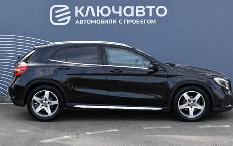 Mercedes-Benz GLA, 2019 год, 2 750 000 рублей, 5 фотография