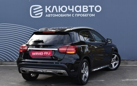 Mercedes-Benz GLA, 2019 год, 2 750 000 рублей, 2 фотография