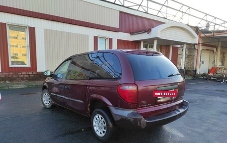 Chrysler Voyager IV, 2001 год, 300 000 рублей, 3 фотография