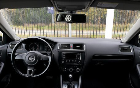 Volkswagen Jetta VI, 2013 год, 1 399 000 рублей, 10 фотография