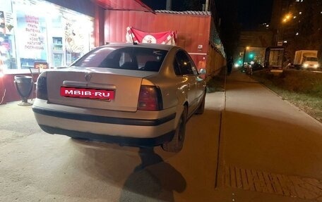 Volkswagen Passat B5+ рестайлинг, 1998 год, 250 000 рублей, 3 фотография