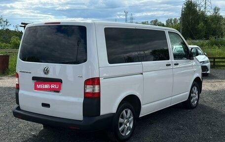 Volkswagen Transporter T5 рестайлинг, 2011 год, 2 100 000 рублей, 3 фотография