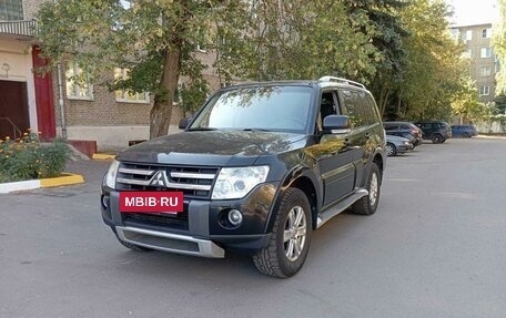 Mitsubishi Pajero IV, 2007 год, 1 350 000 рублей, 3 фотография